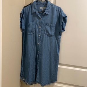 Button down dress size M